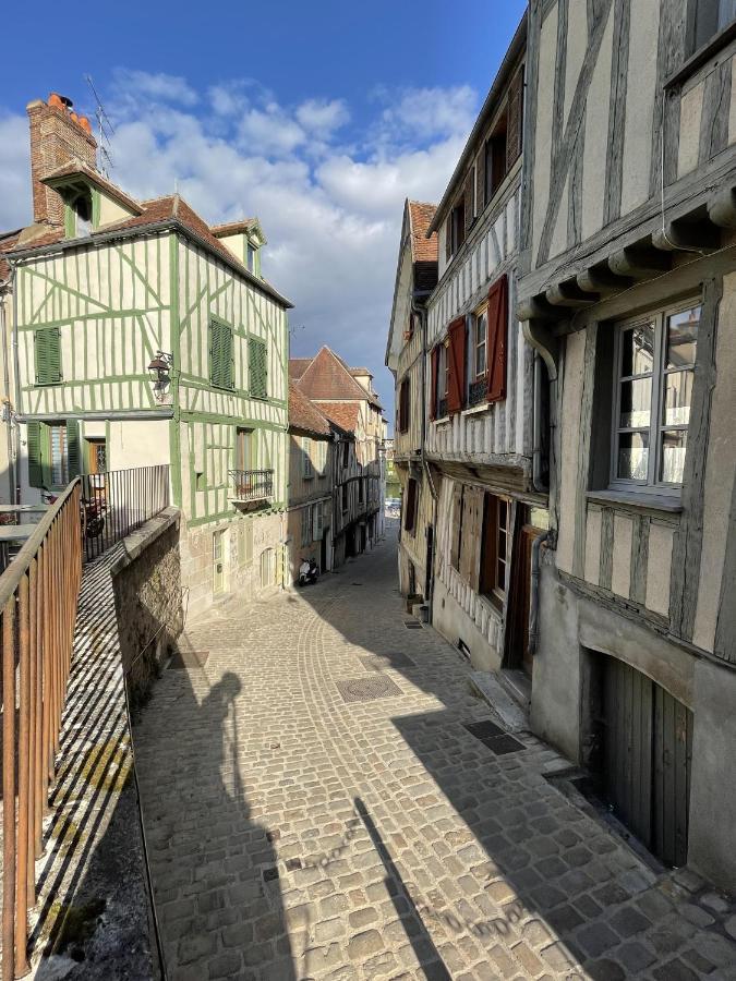 Le Pigeonnier Centre Historique Auxerre Apartment Exterior photo